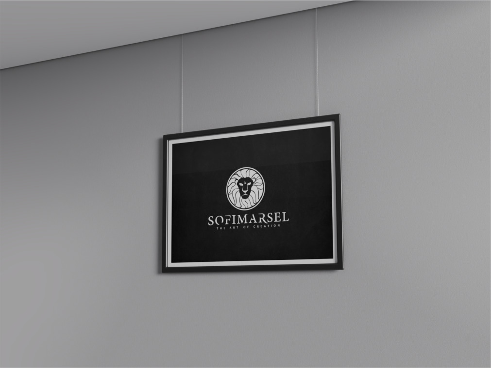 Picture suspended from the integrated system of SofiMarsel profile 01-16